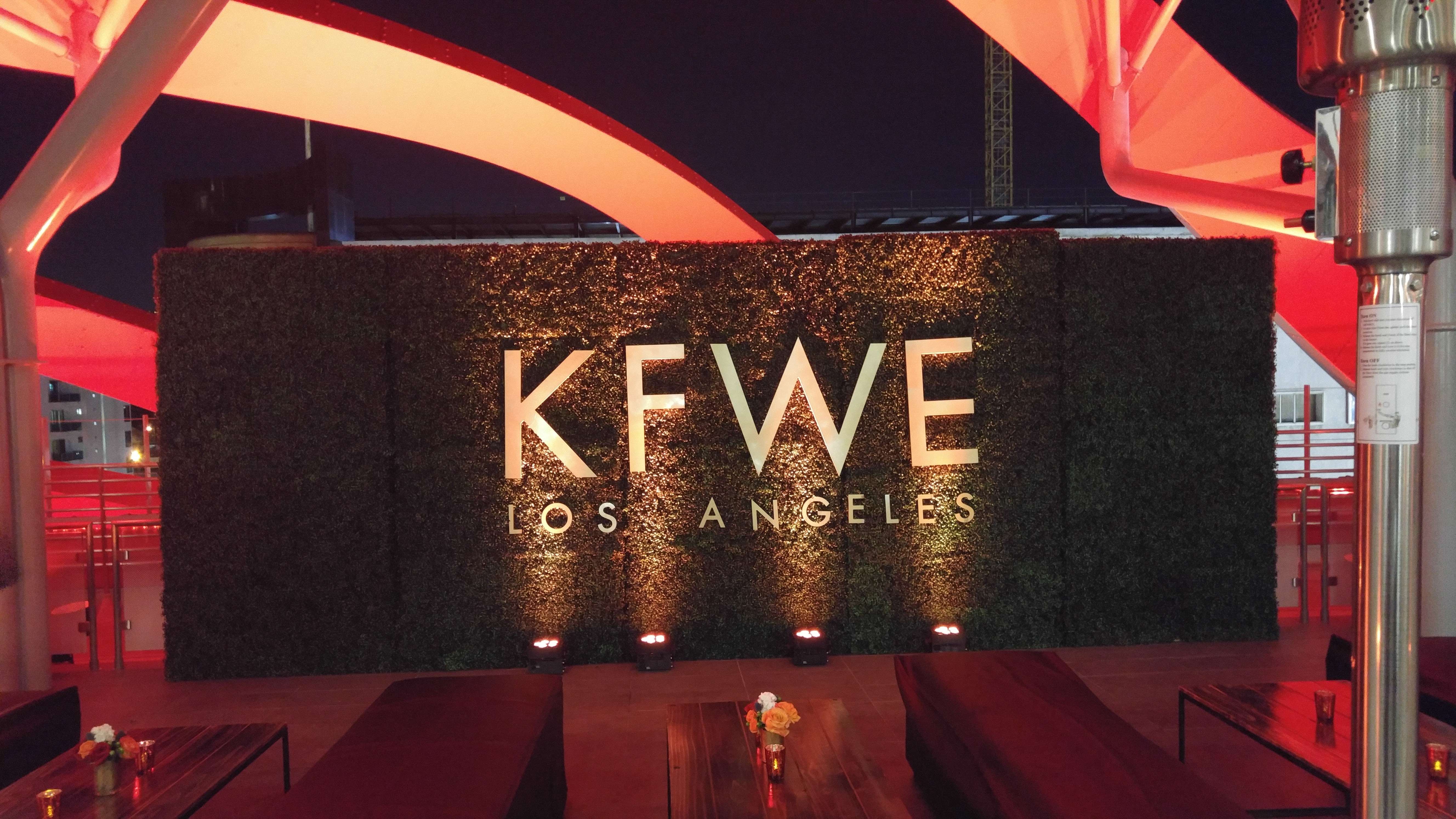 kfwe-los-angeles-sign