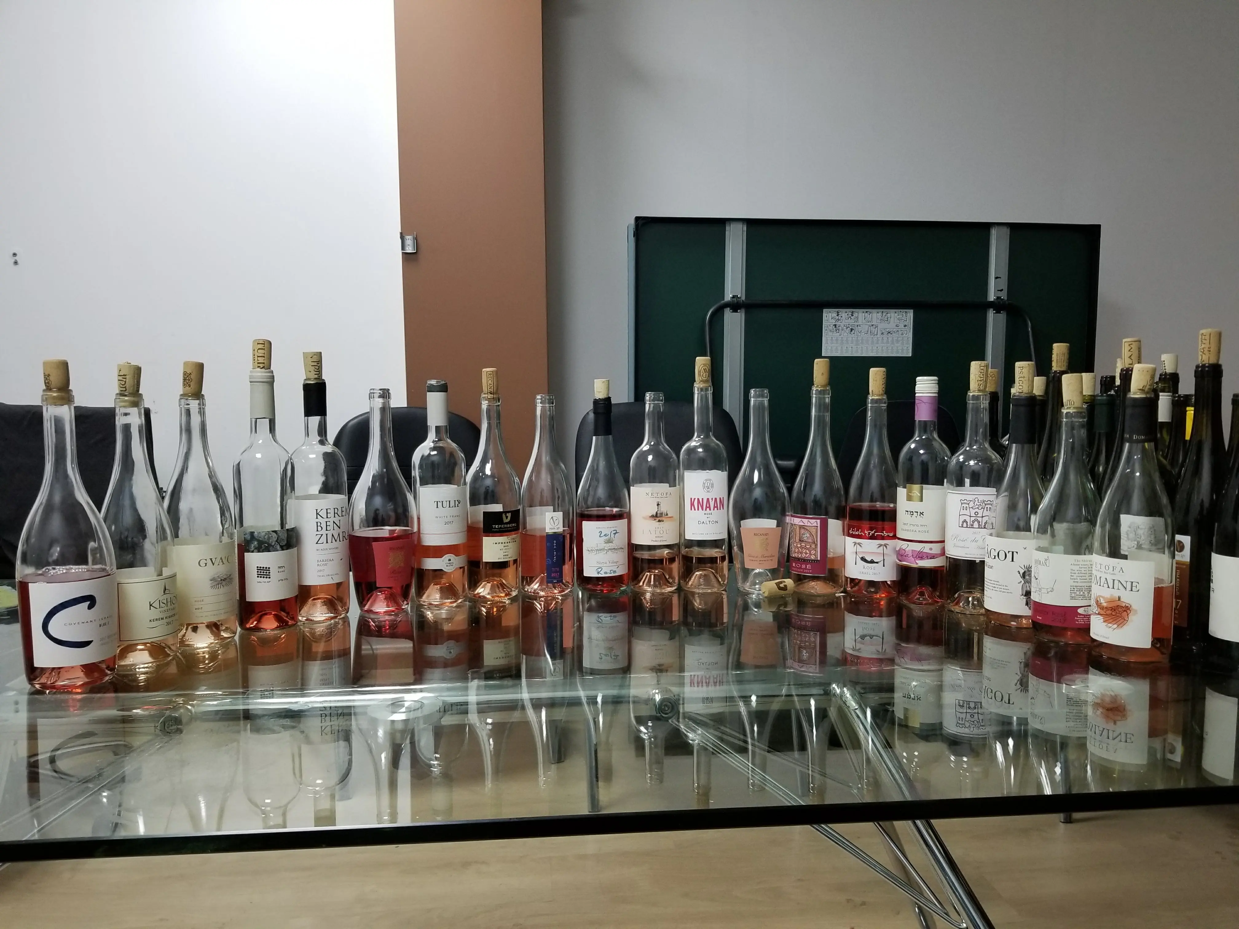 The 2018 Kosher rose season is open
